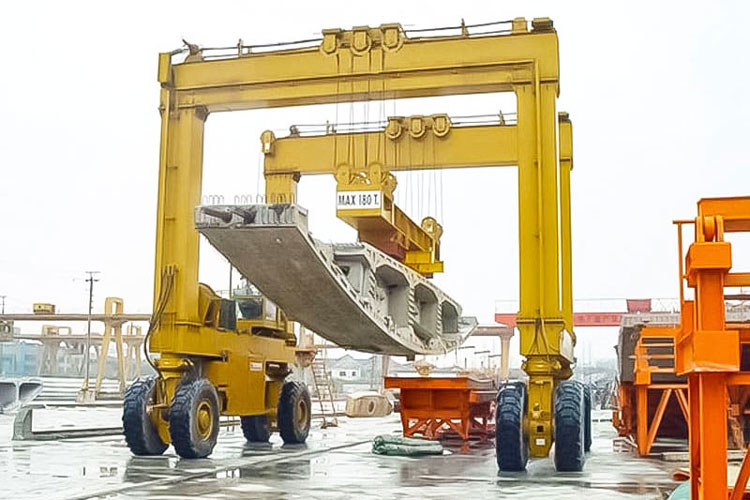 80-Ton-Container-Rubber-Tyre-Equipment
